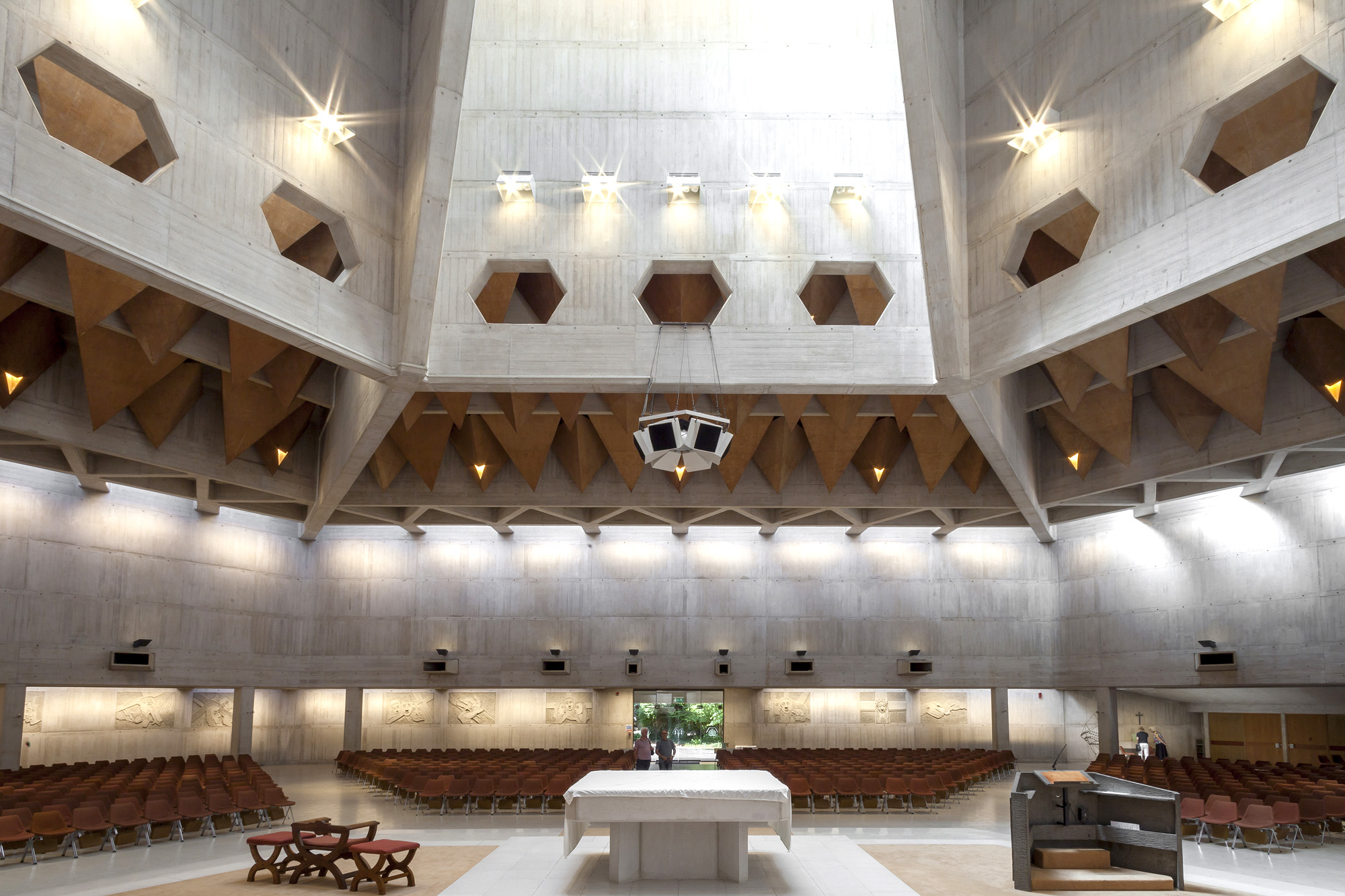 Clifton Cathedral - John Perkins Construction